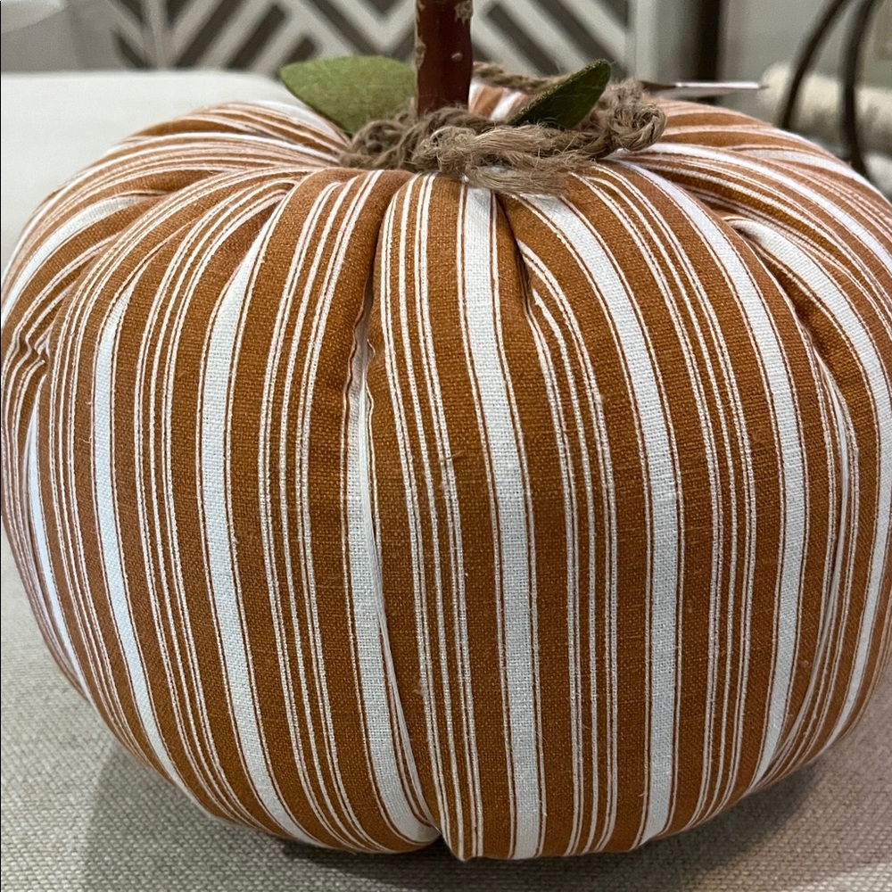Orange Striped Fabric Pumpkin/NWT/XL - Picture 7 of 7